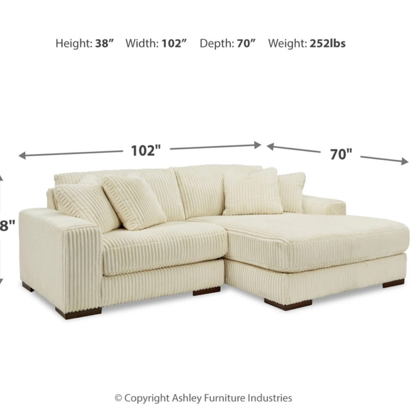 Lindyn 2-Piece Modular Loveseat with Chase